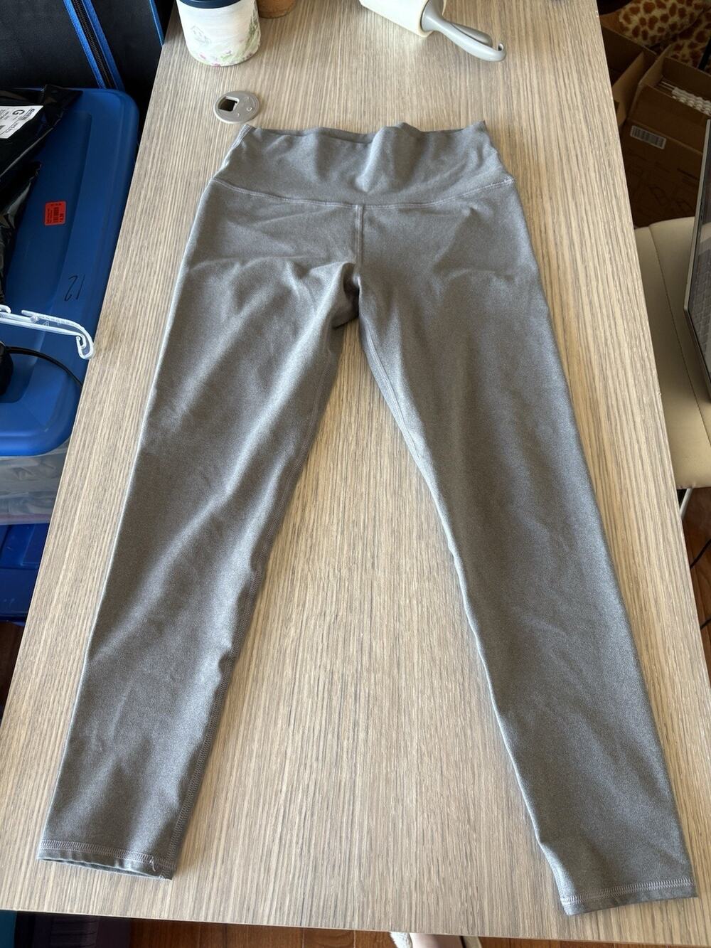 Offline by Aerie Women’s Leggings Grey Size Medium High Rise Stretch Yoga Pants